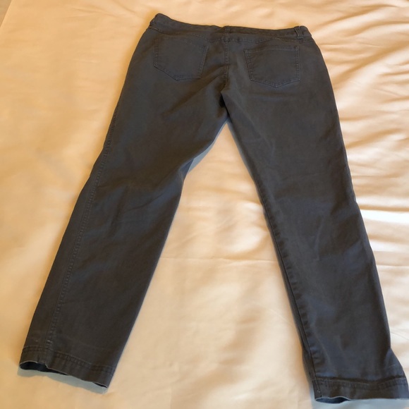 Women’s size 12 regular Columbia blue jeans - Picture 12 of 14